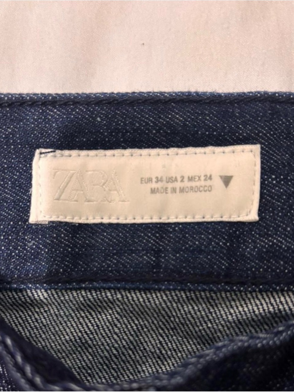 Zara Women’s Indigo Slim Jeans